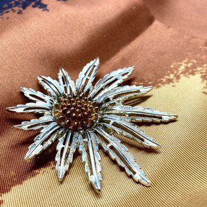 1970s Unique Large Sarah Coventry Floral Brooch